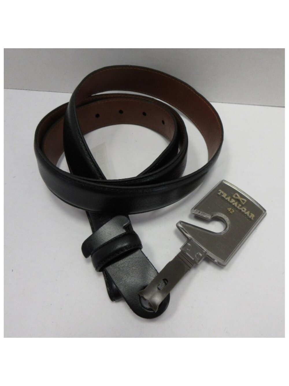 Trafalgar Belt 42 Full Grain Leather Dress Classic Quiet Luxury NEW